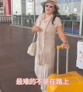 ​张兰赴台看孙子孙女 打破不能去台谣言