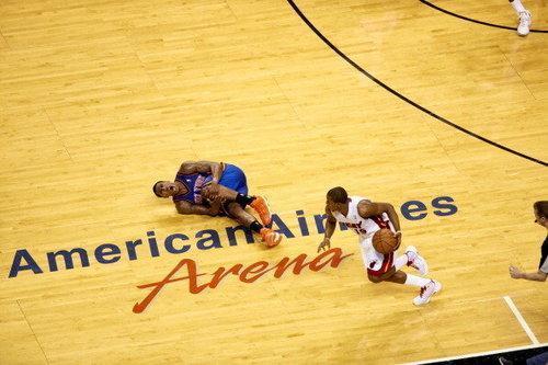 组图：NBA球星那些受伤瞬间，痛苦表情让众人揪心不已